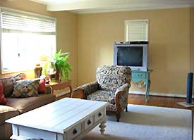 family room before Styled and Sold Home Staging